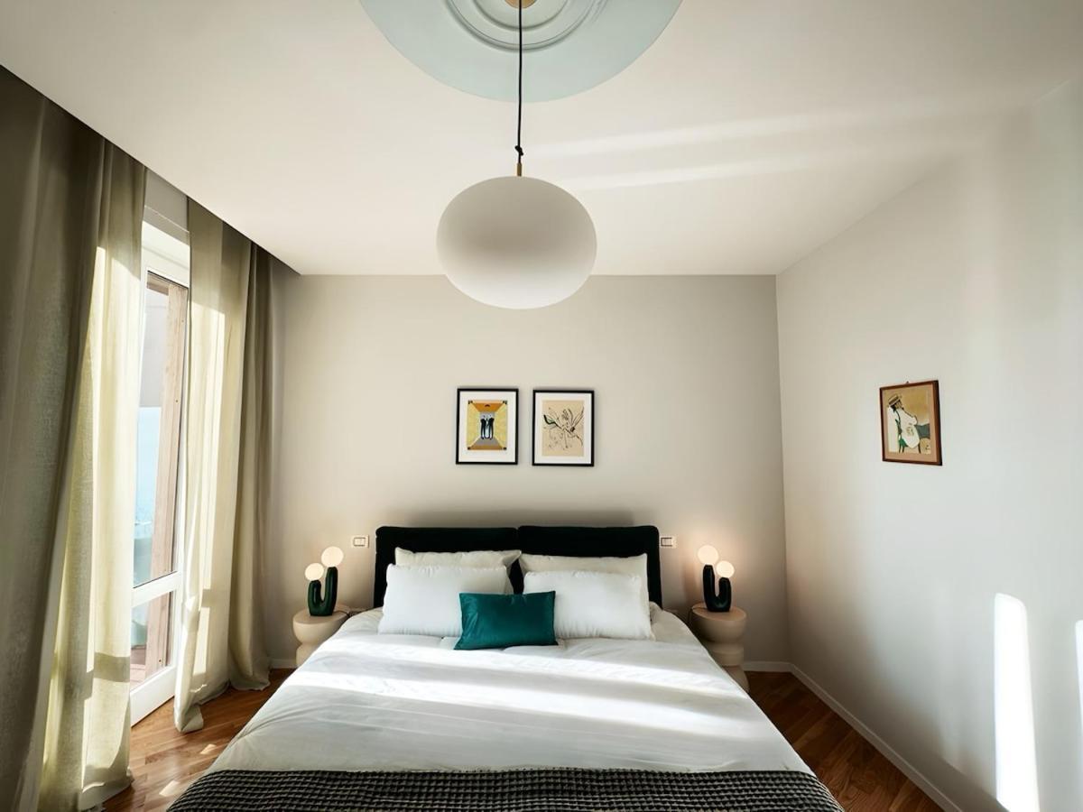 Apartment Modern High Floor With Park View Florence