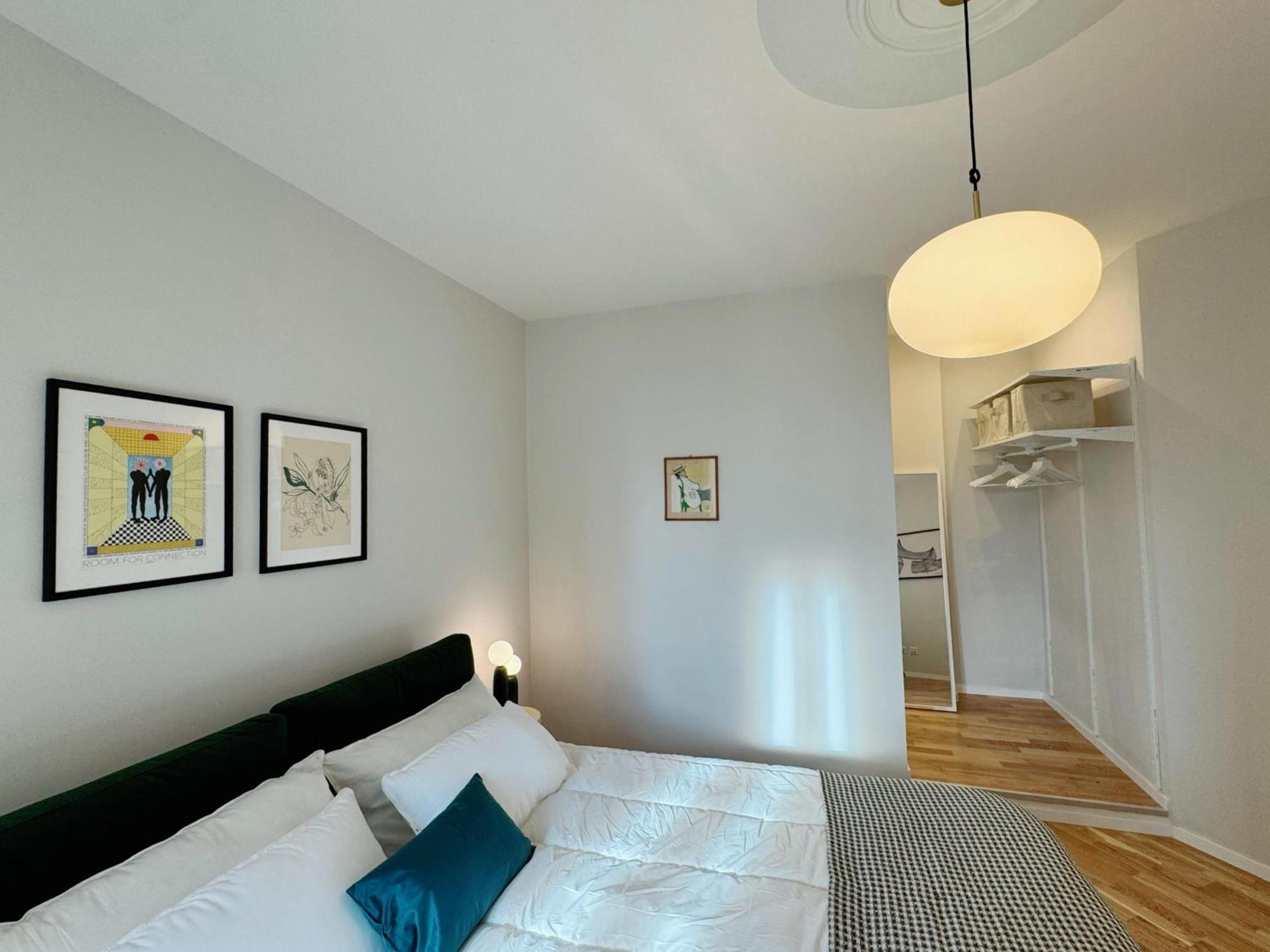 Modern High Floor With Park View